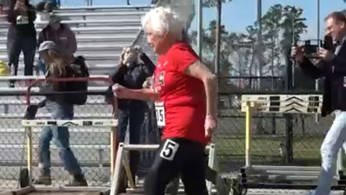 À 105 ans, elle bat un record mondial de course