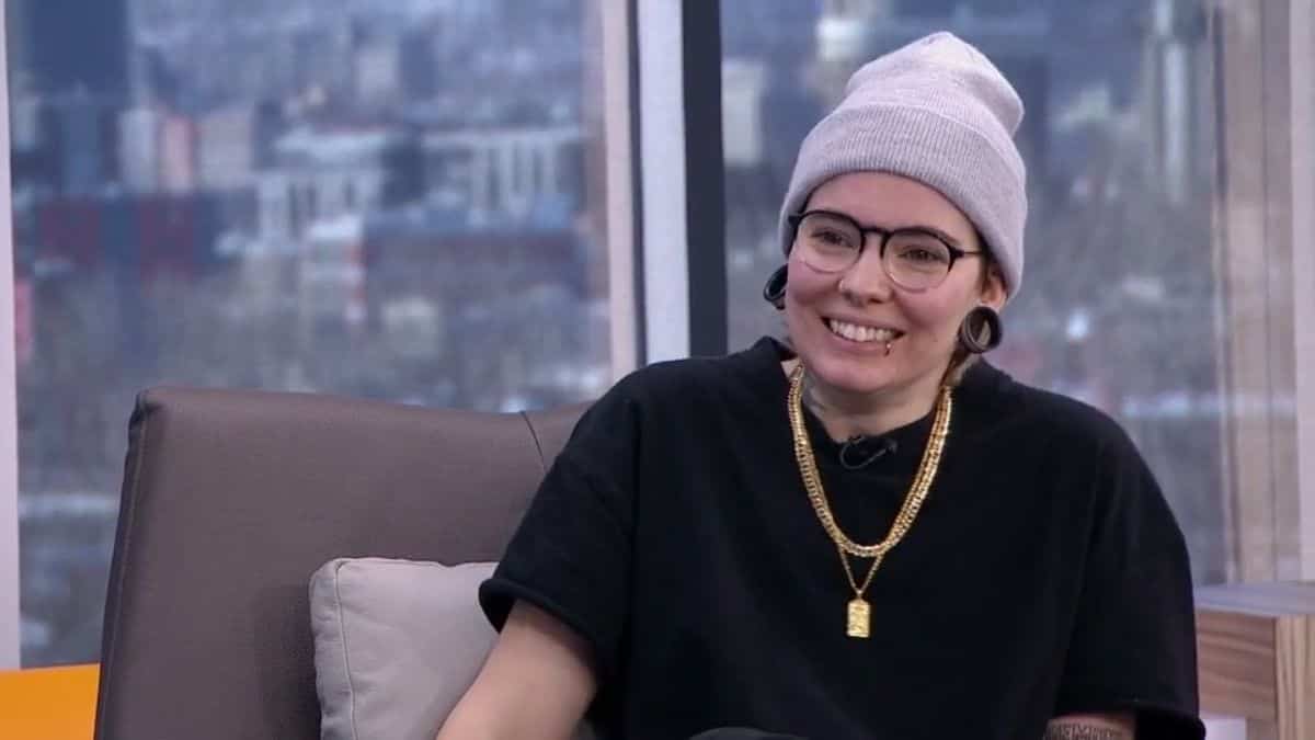 ENTREVUE: la pétillante Roxane Bruneau