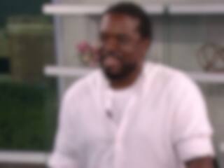 ENTREVUE: un nouveau EP pour Anthony Kavanagh