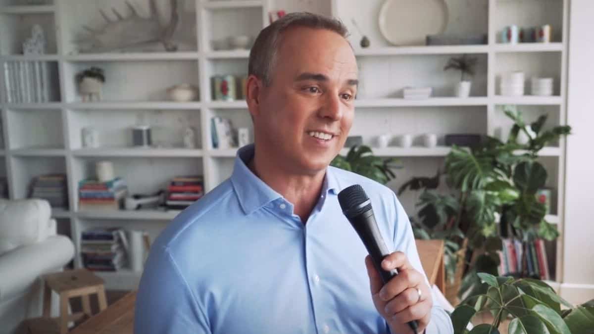 Gino, en vacances pour tout l'été!