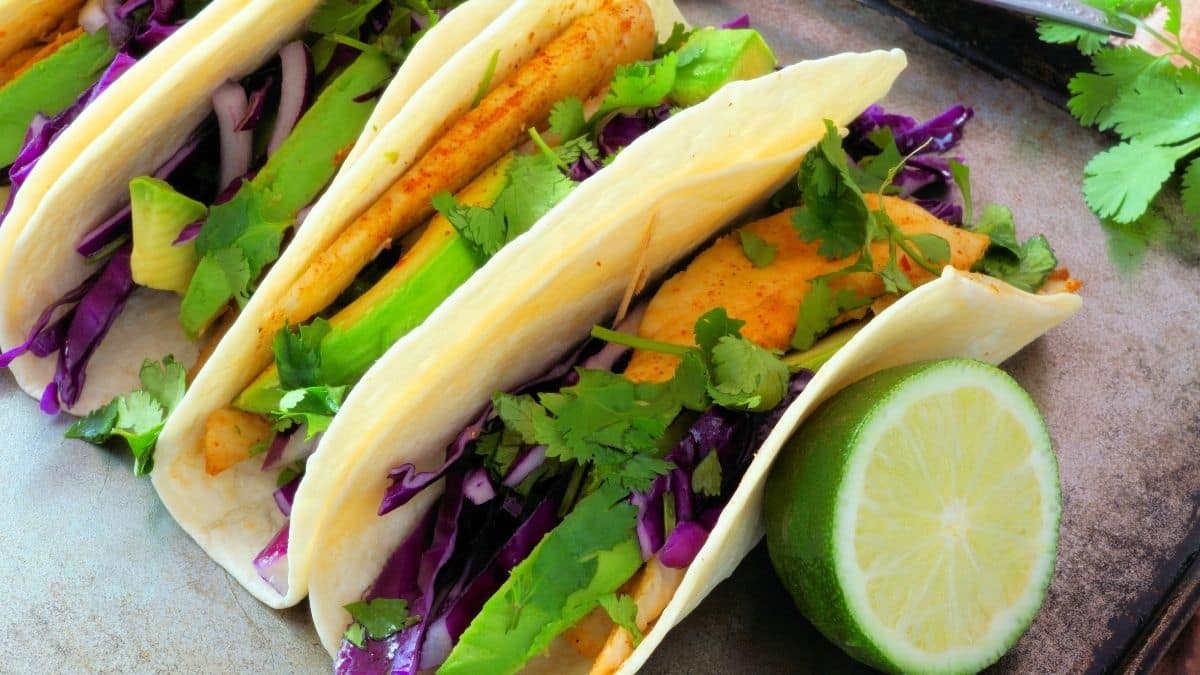 RECETTE: Tacos de poisson, salsa à la mangue