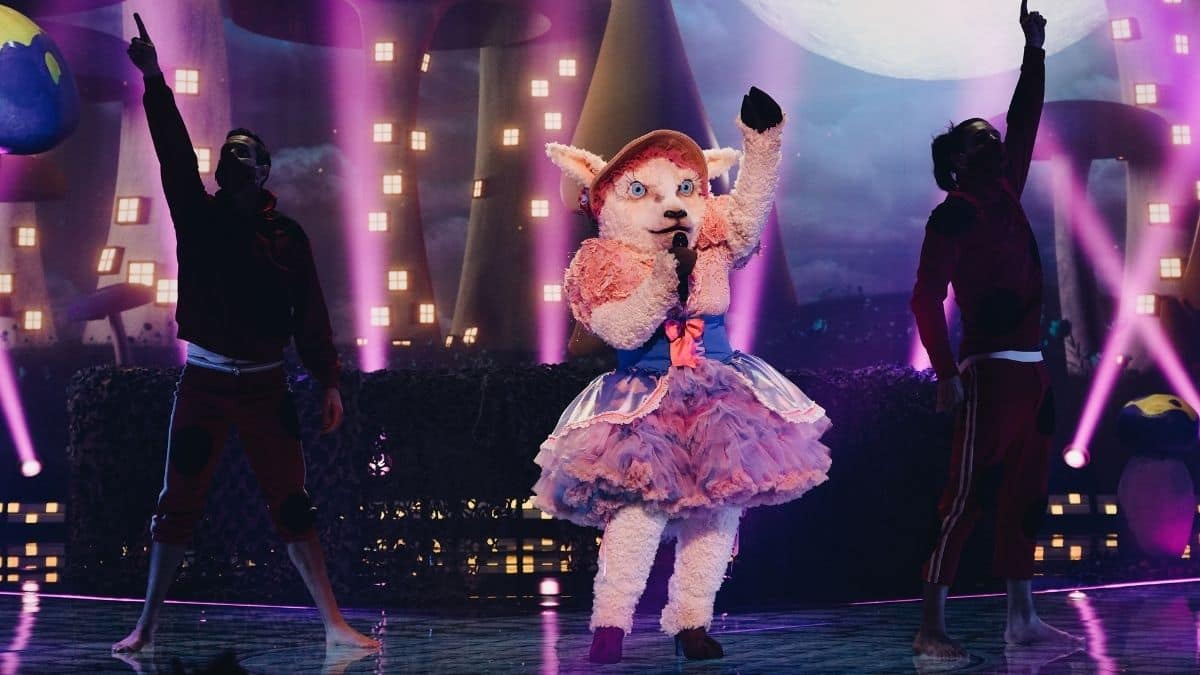 CHANTEURS MASQUÉS: La Brebis bergère démasquée