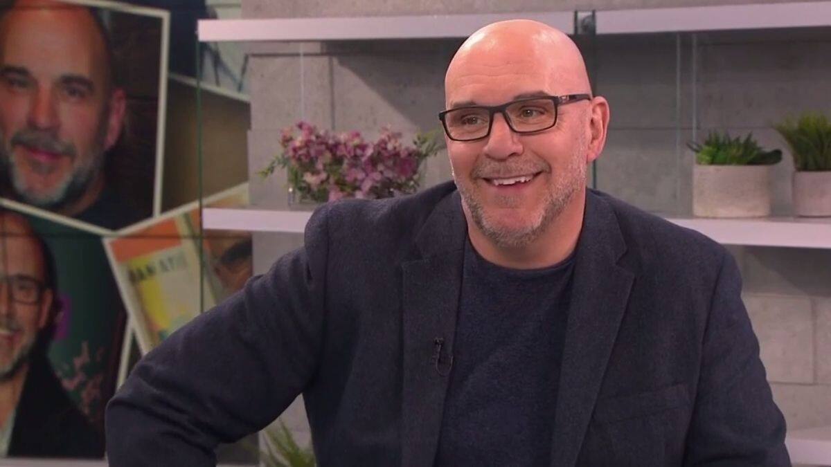 ENTREVUE: Les nombreux chapeaux de Sylvain Marcel