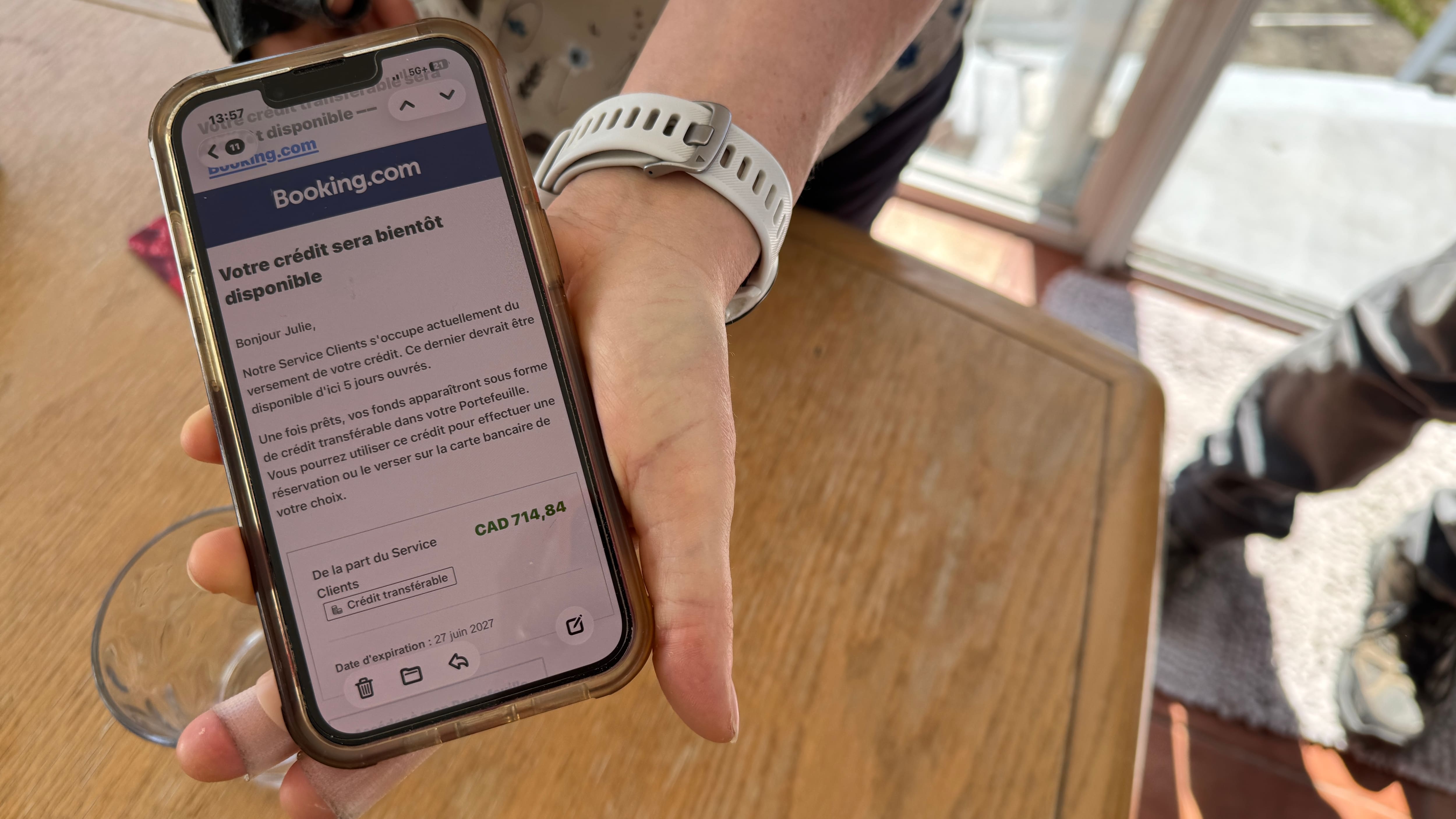 Le lendemain de la demande d’entrevue de l’Agence QMI auprès de Booking.com, Julie Leduc a reçu un crédit transférable de la part de Booking.