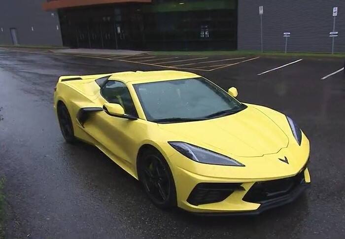 La nouvelle Corvette Salut Bonjour