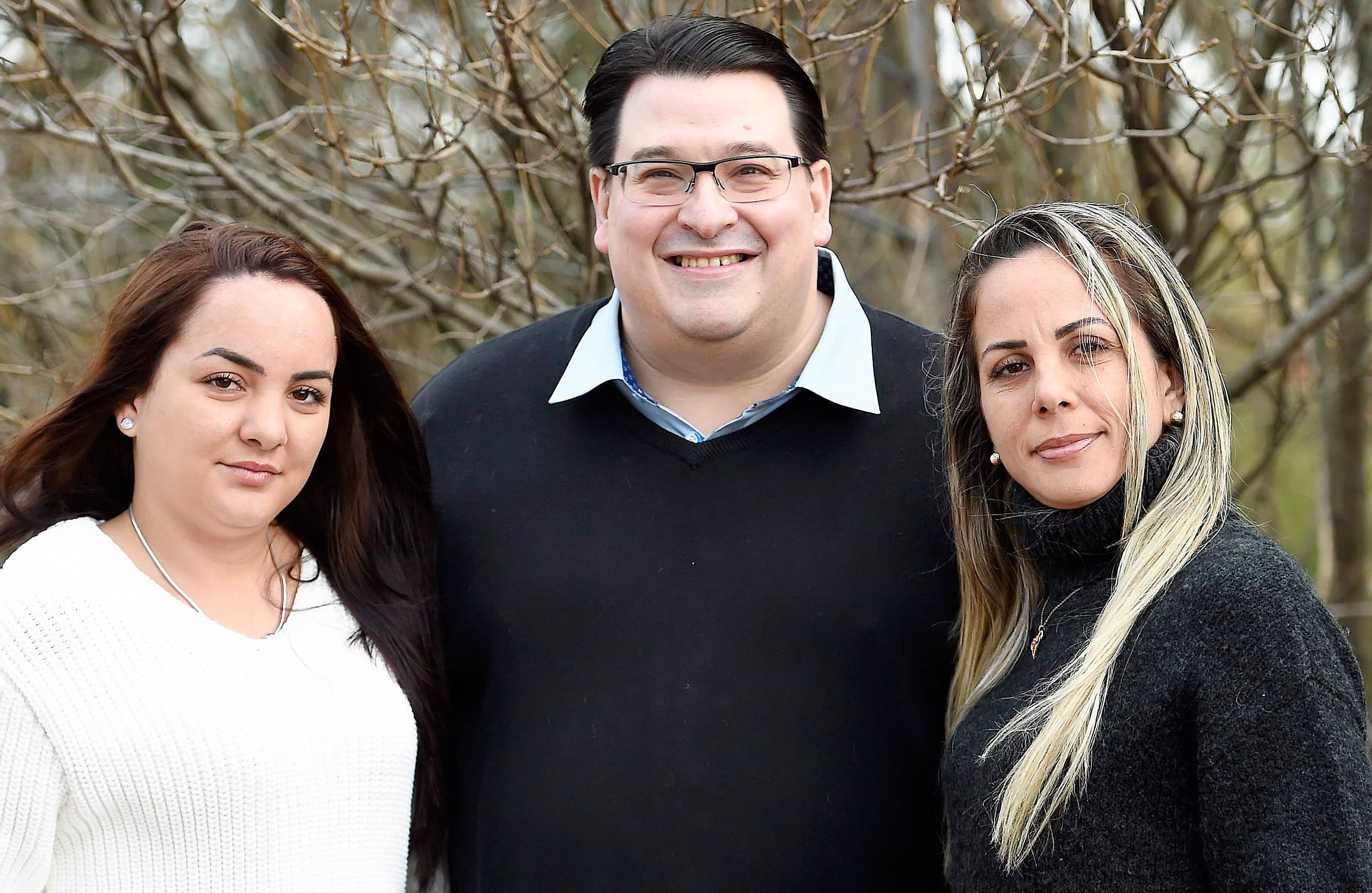 Le Depute Sylvain Levesque Et Son Epouse Cubaine Enfin Reunis Jdq