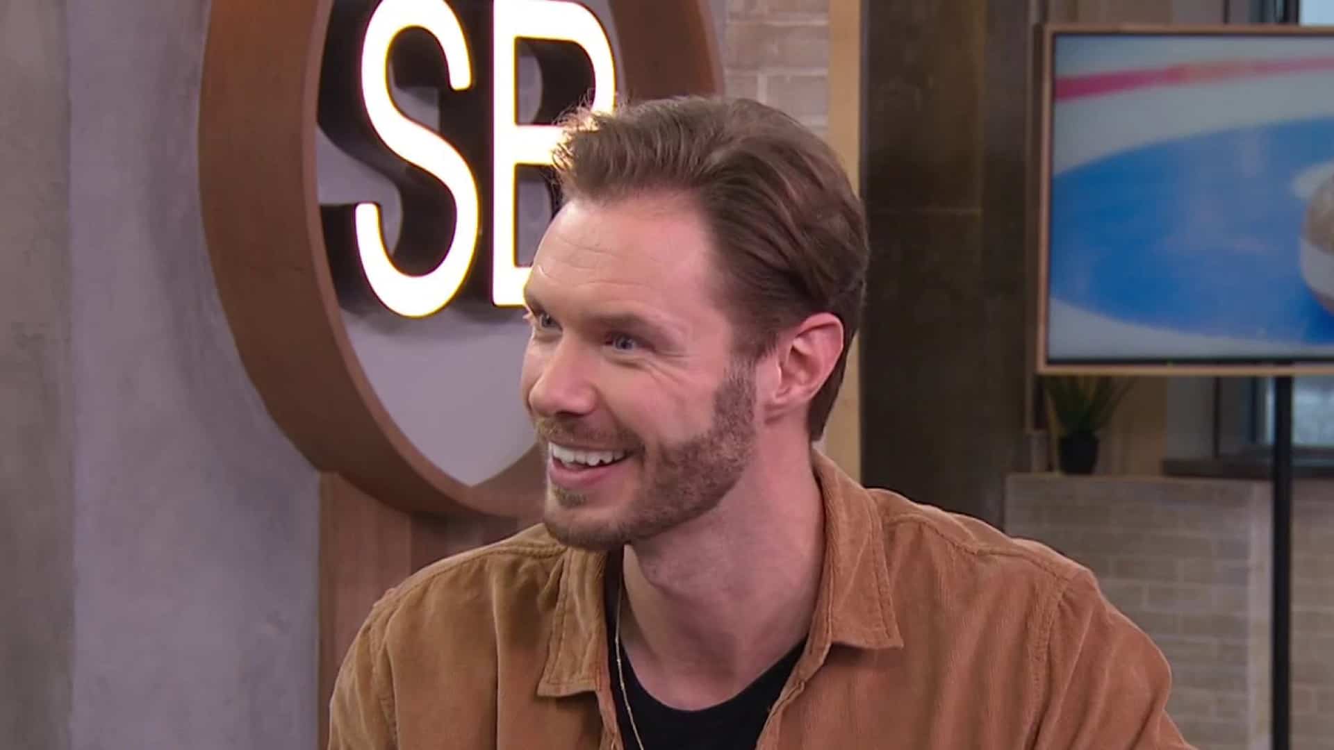 Martin découvre le curling  