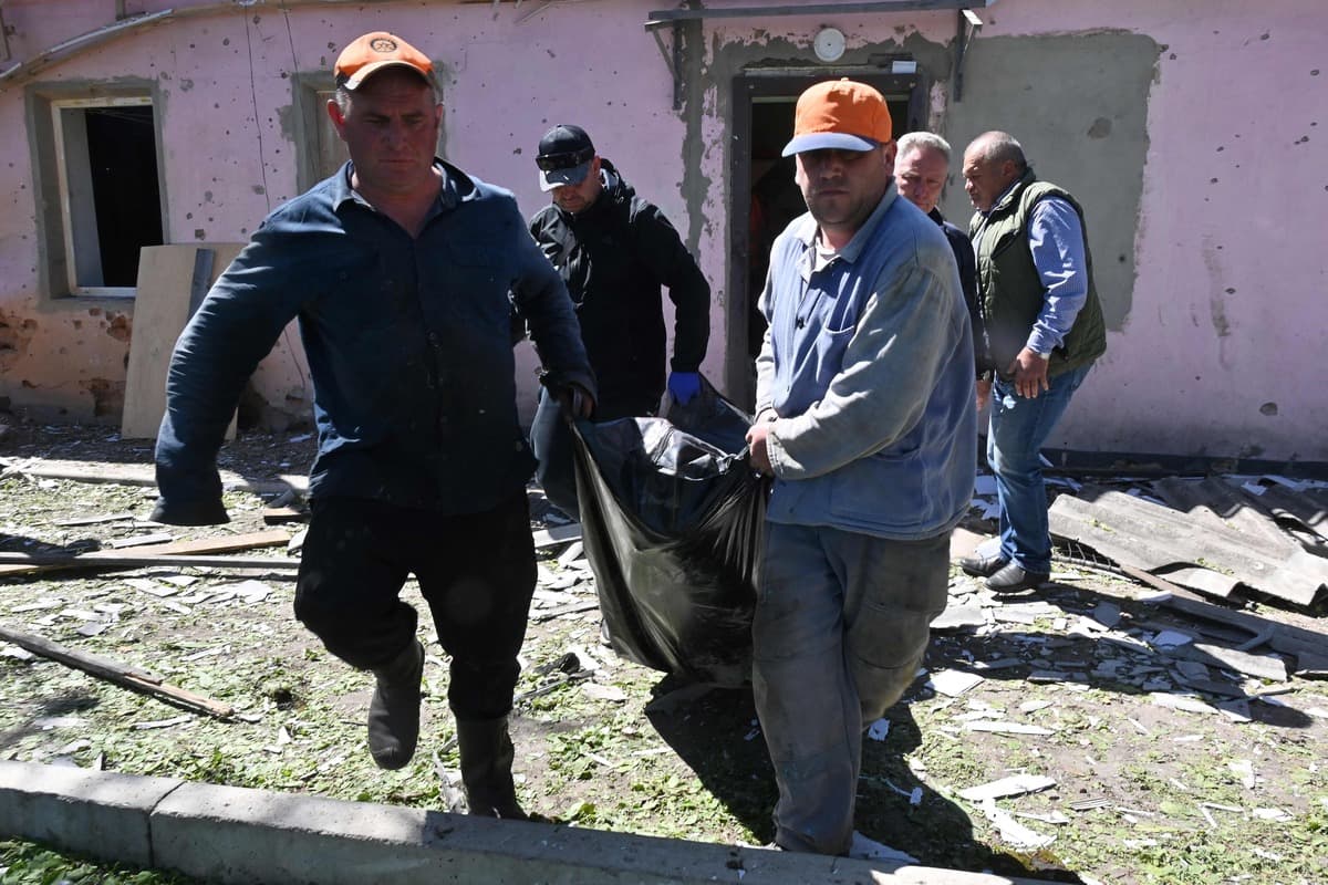 Cinq morts dans des frappes russes en Ukraine