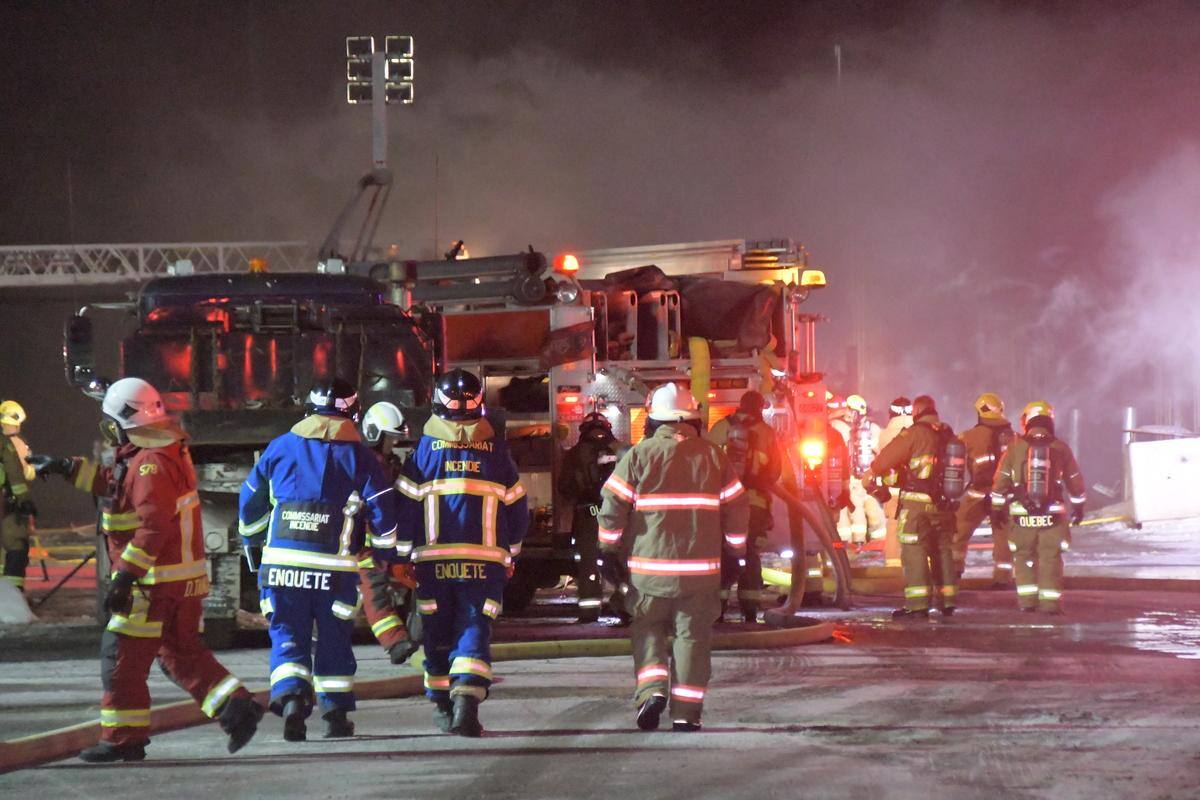 Incendie majeur à L’Ancienne-Lorette | TVA Nouvelles