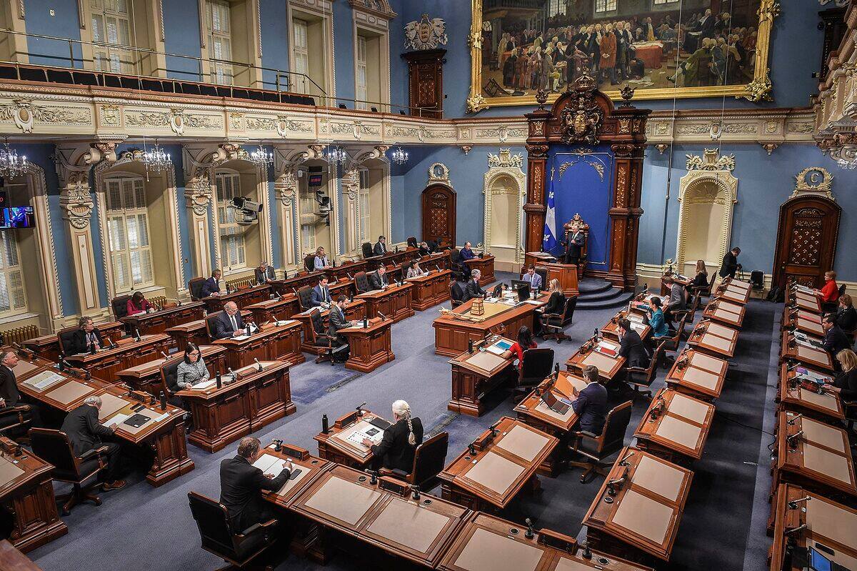 Reprise de la course à la direction au PQ