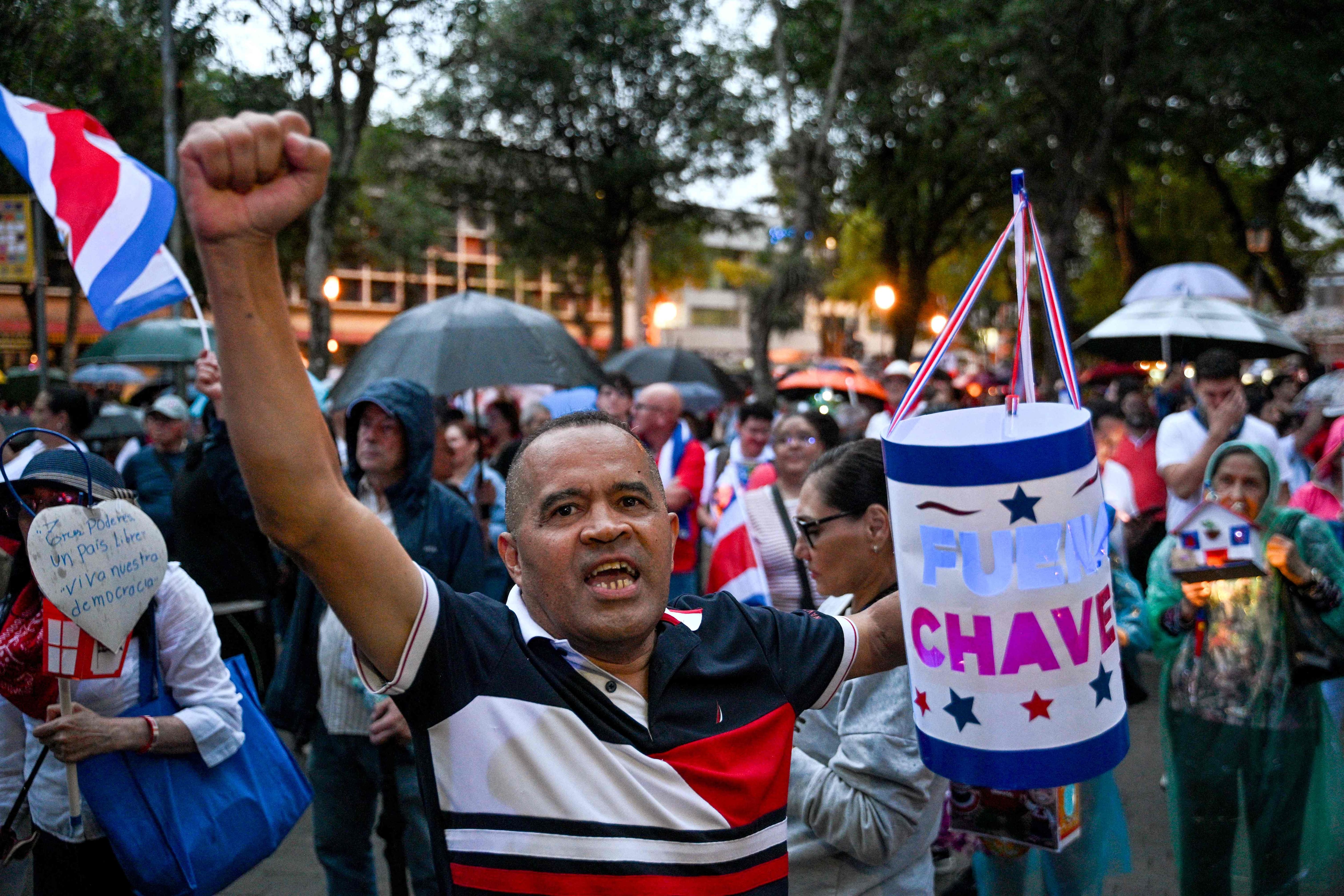 Costa Rica: manifestations contre la présidente accusée de menacer la démocratie