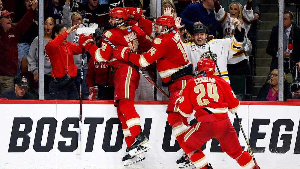 La NCAA approuve la règle permettant aux joueurs de la LCH d'y jouer