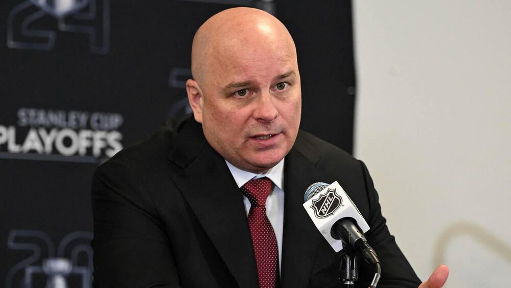 Jim Montgomery retrouve déjà du boulot