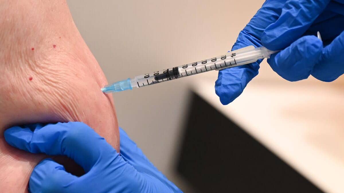 Vaccins ARN: risque de myocardite et péricardite confirmé mais peu fréquent selon une étude