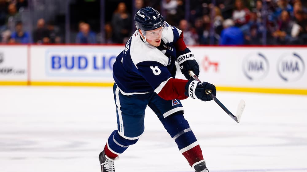 Cale Makar s’inscrit dans les livres d’histoire dans la défaite