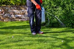 Diminuer l’usage des pesticides à Laval est bien accueilli