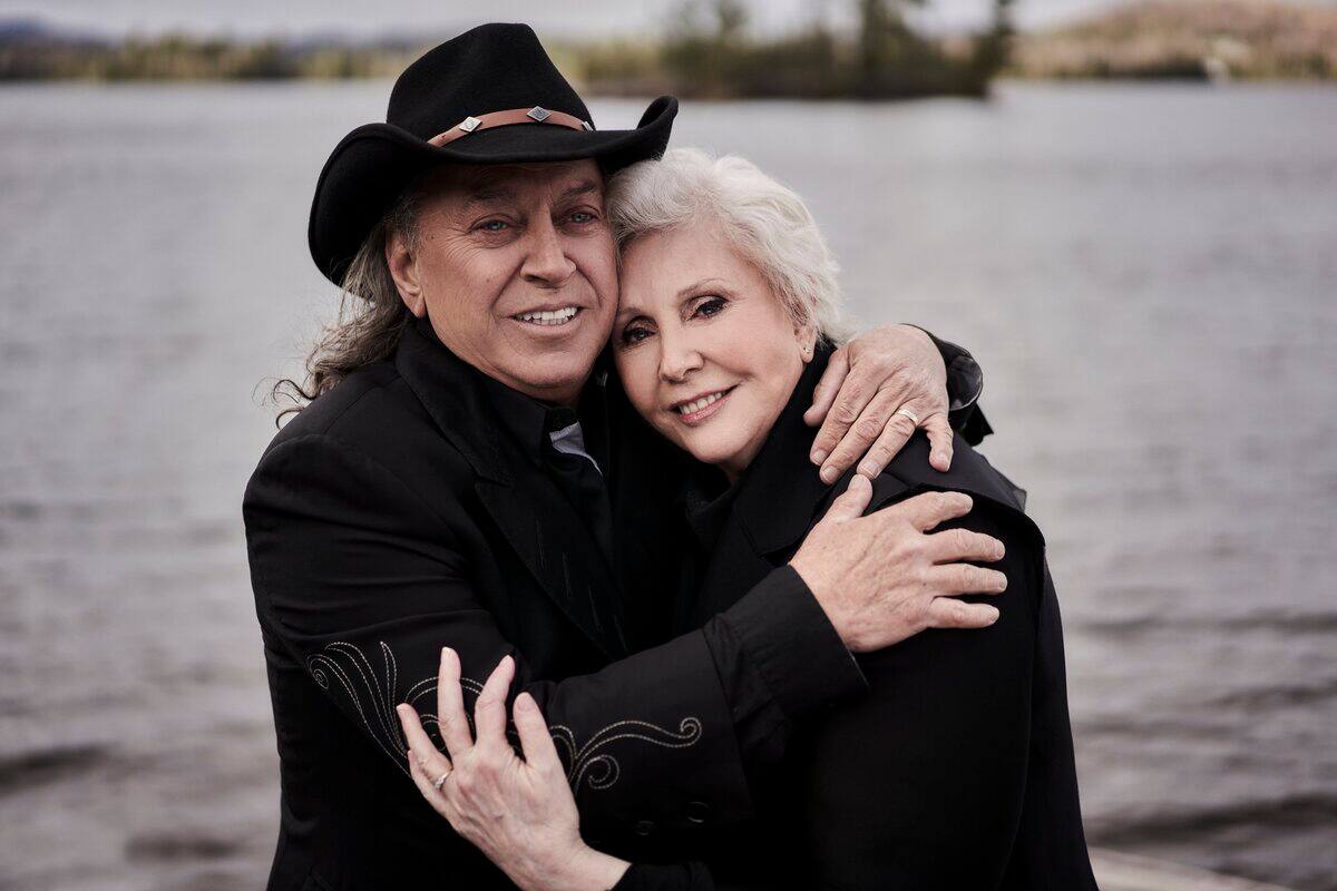 Ren&eacute;e Martel (1947-2021): &laquo;J&rsquo;ai perdu ma jumelle&raquo;, dit Paul Dara&icirc;che