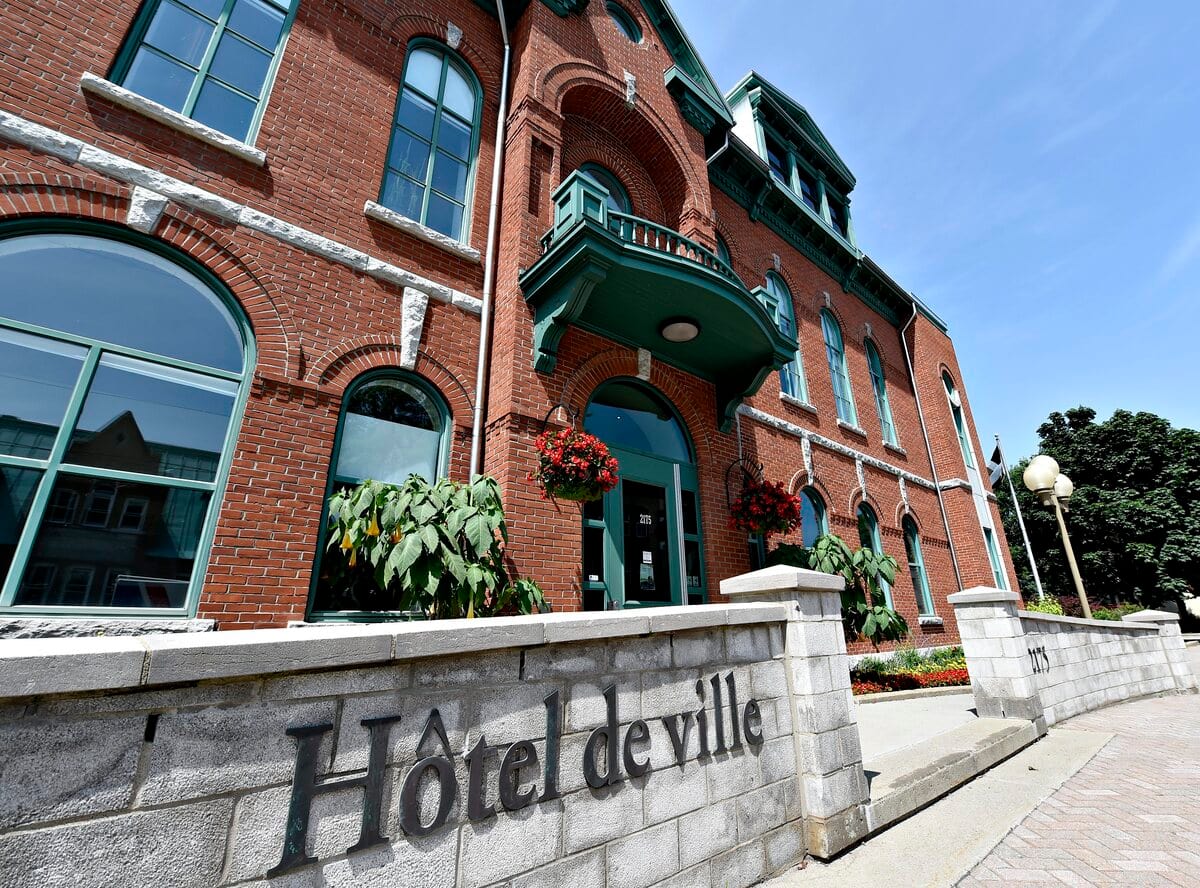 Lévis au sommet des grandes villes heureuses, Saint-Georges renverse la tendance