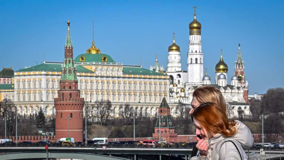 Russie: un opposant critique de l’offensive en Ukraine arrêté