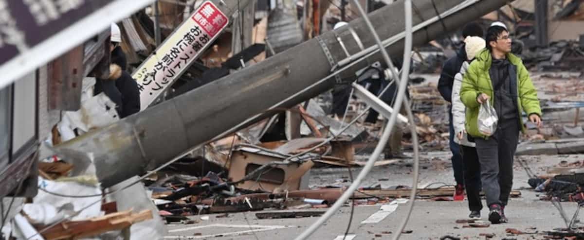 Japon: l’espoir de retrouver des survivants s’amenuise trois jours après le séisme