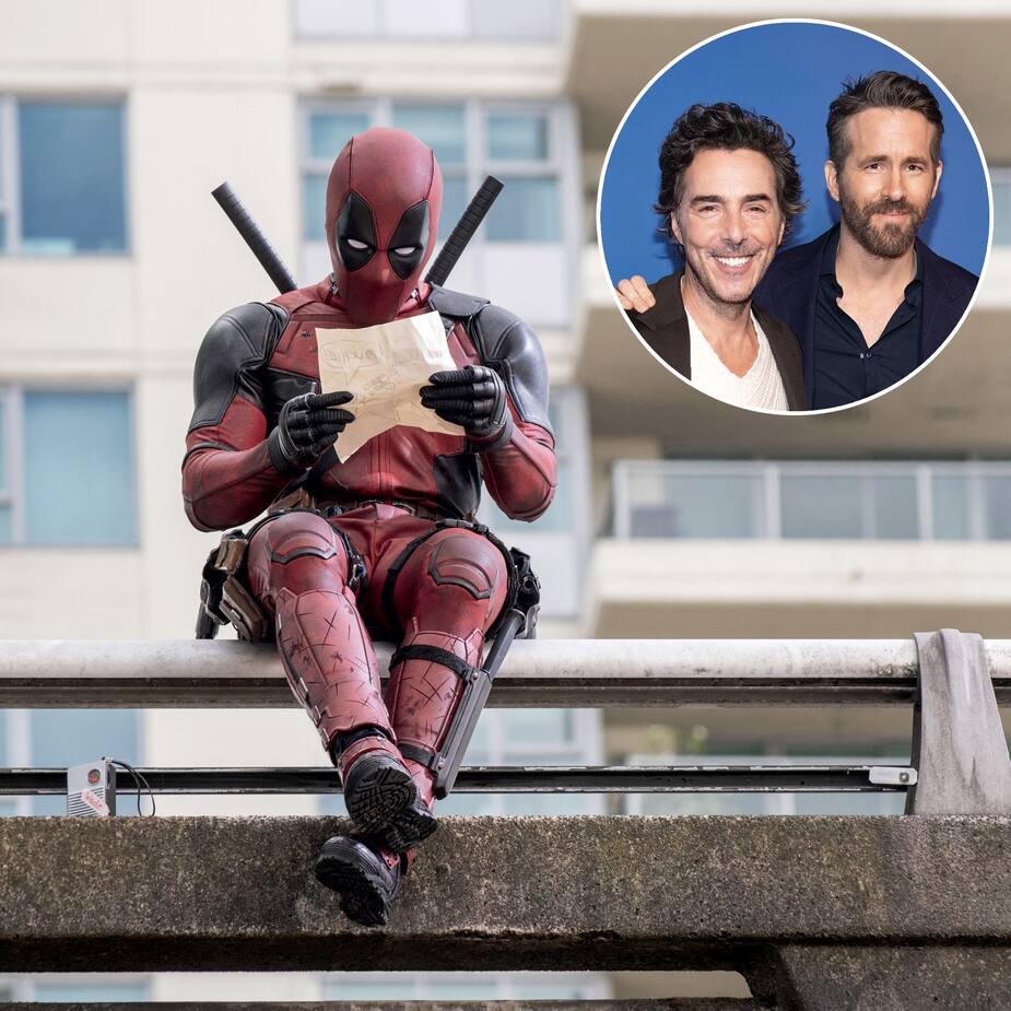 Reynolds dans le premier volet de Deadpool. En mortaise, Shawn Levy et Ryan, sur le tapis rouge de The Adam Project.
