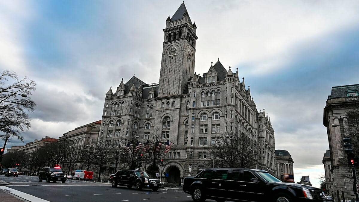 La Trump Organization en discussions pour vendre son hôtel de luxe de Washington