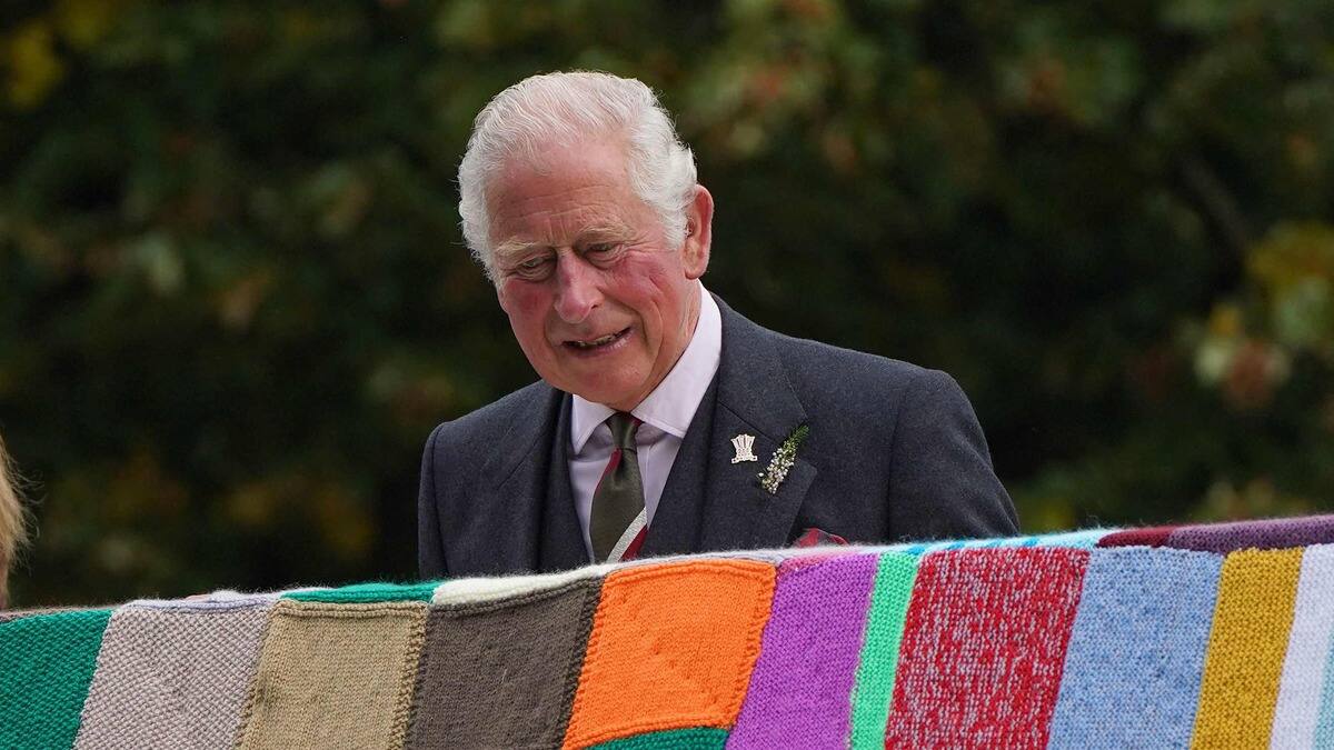 Un responsable de la fondation du prince Charles démissionne après un scandale