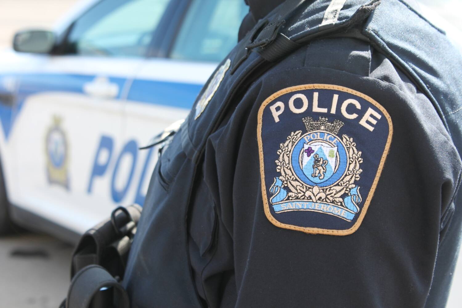 Cinq suspects arrêtés lors d’une vaste opération policière à SaintJérôme JDM Cinq suspects arrêtés lors d’une vaste opération policière à SaintJérôme JDM