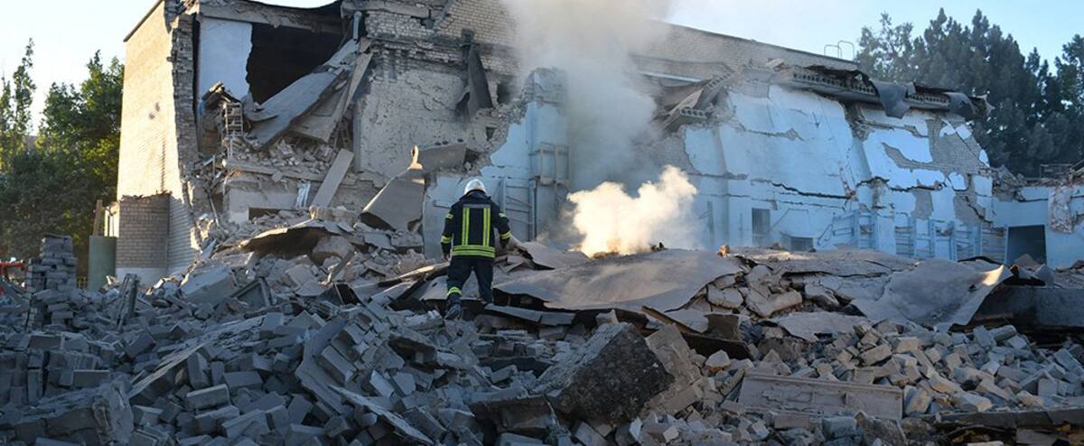 Au moins 12 morts dans des frappes russes sur une ville du centre de l'Ukraine