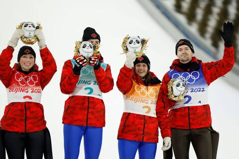 Saut à ski mixte: médaille de bronze historique pour le Canada