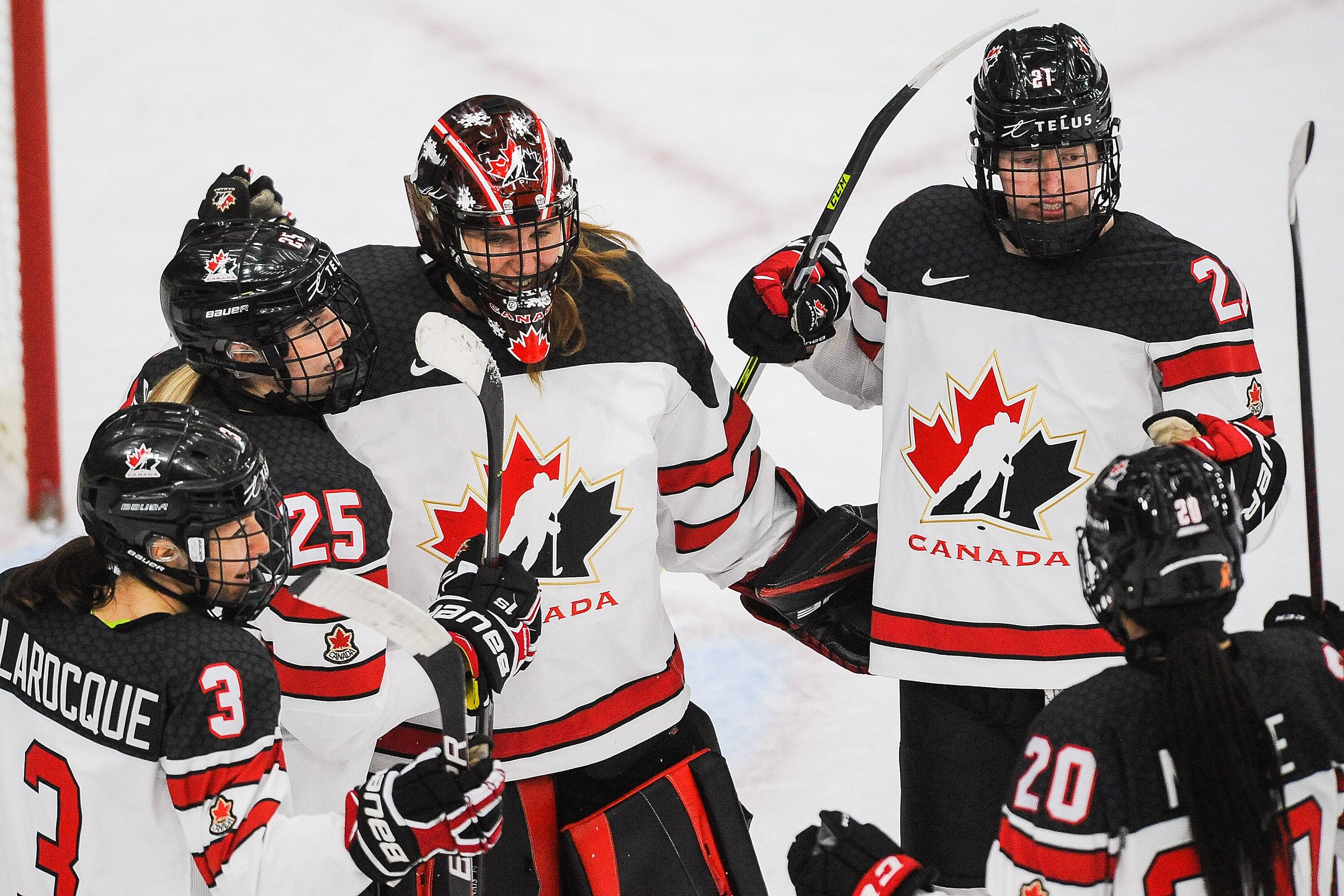 Las mujeres canadienses degradan a las mujeres estadounidenses - Noticias  Ultimas