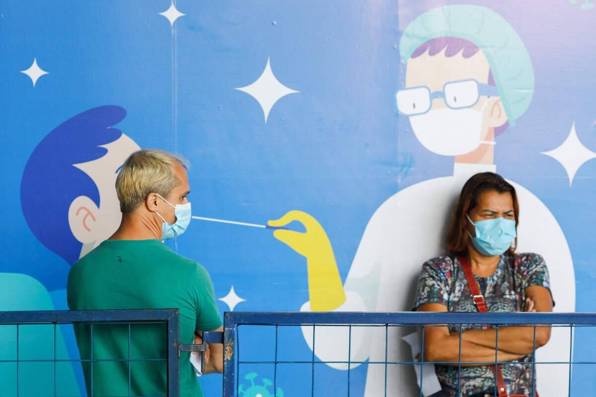 EN DIRECT | Les derniers d&eacute;veloppements sur la COVID-19