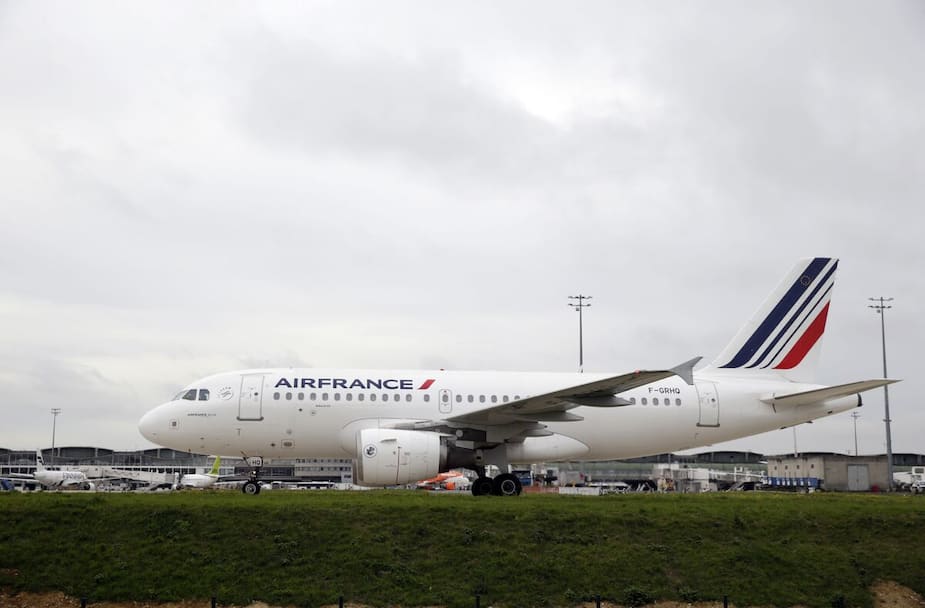Image principale de l'article Deux touristes sont seuls dans un Airbus