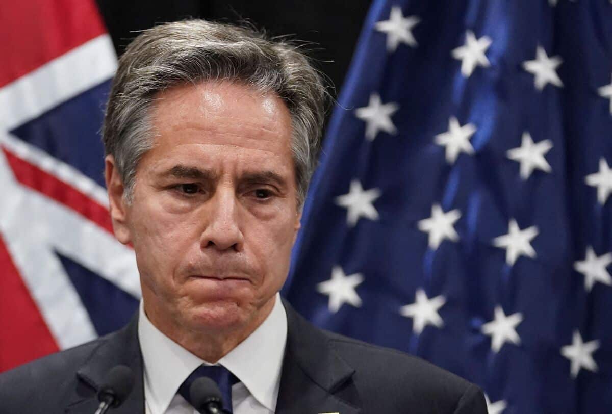 Tout indique que la Russie est &laquo;sur le point&raquo; d'envahir l'Ukraine, selon Blinken