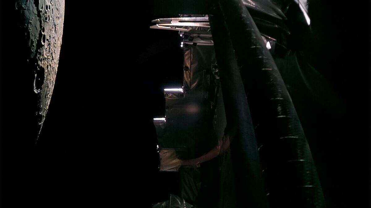 «Première mondiale» pour la sonde spatiale Juice qui frôle la Lune et la Terre en route vers Jupiter