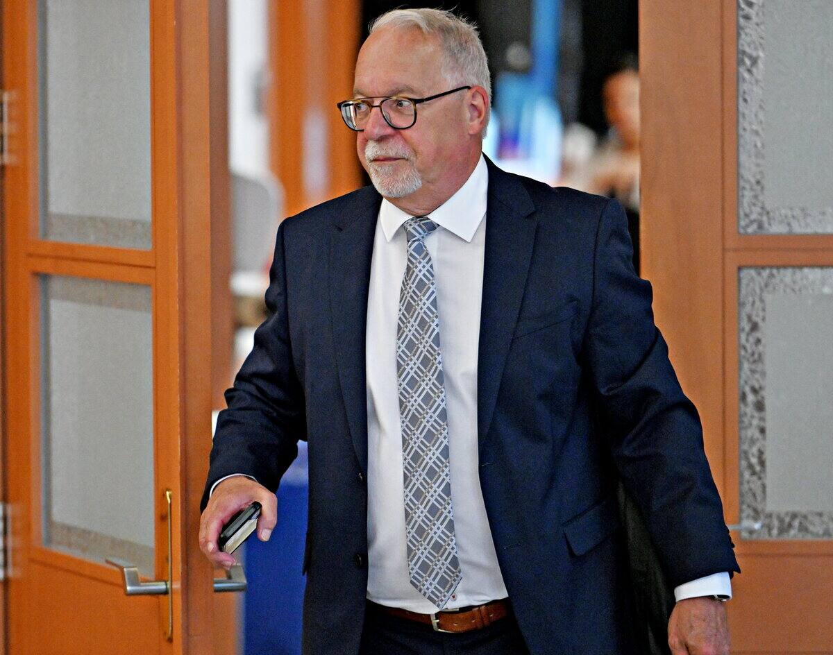 Former SAAQ CEO Denis Marsolet testifies to the SAAQclic commission in Quebec, Wednesday, June 18, 2025. Stevens Leblanc/JOURNAL DE QUÉBEC/AGENCE QMI)