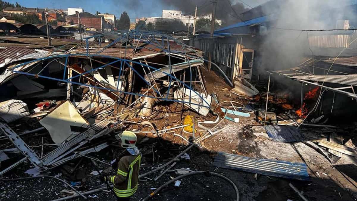 Zelensky appelle à évacuer la région de Donetsk face à la «terreur» russe