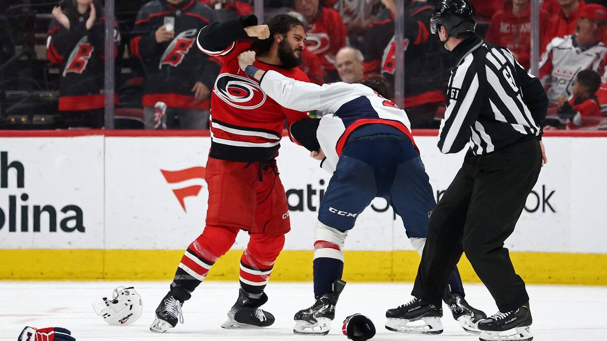 Charfield R À VOIR: Chatfield renverse dangereusement McMichael | JDM