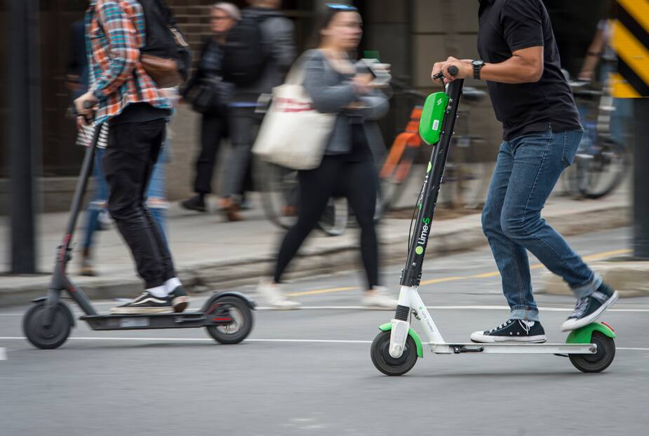 Image principale de l'article La suspension des trottinettes électriques reste