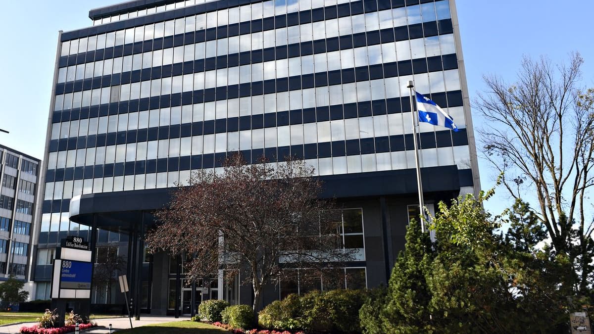 Un Immeuble De Bureaux Sera Converti: Plus De 300 Nouveaux Appartem...