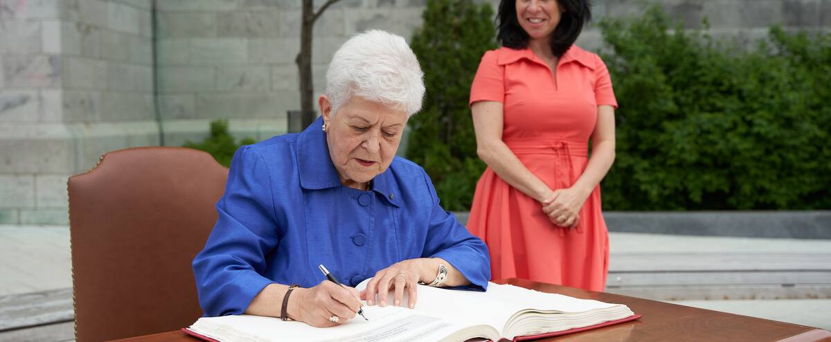 Louise Harel veillera à la valorisation de la langue française à Montréal
