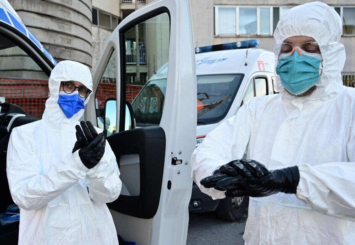 COVID-19: un premier cas du variant Omicron d&eacute;tect&eacute; en Italie