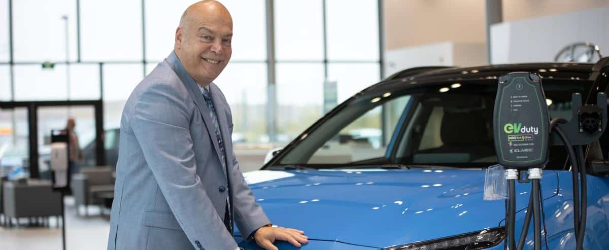 Fin de la vente de véhicules à essence au Québec: un objectif controversé