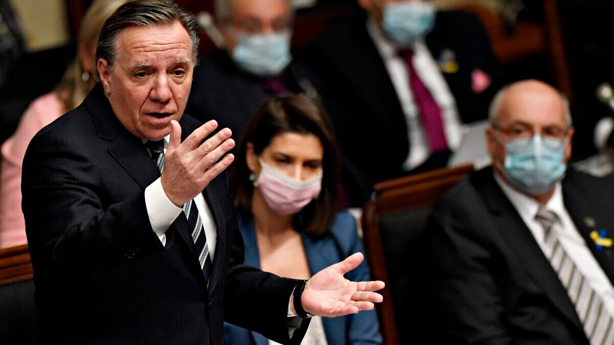 L’Assemblée nationale presse Ottawa d’accélérer l’accueil des Ukrainiens