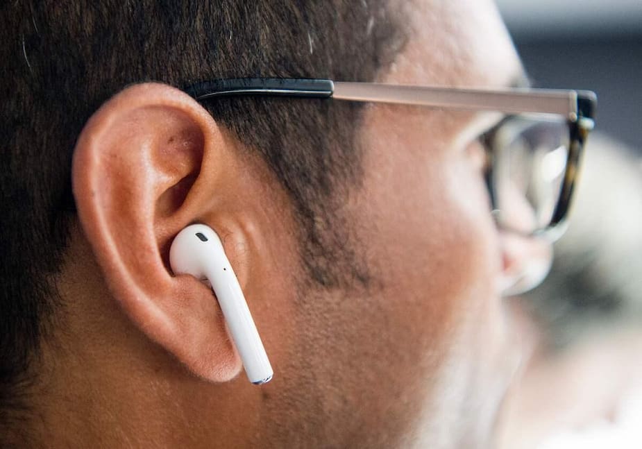Image principale de l'article Un homme avale un de ses AirPods
