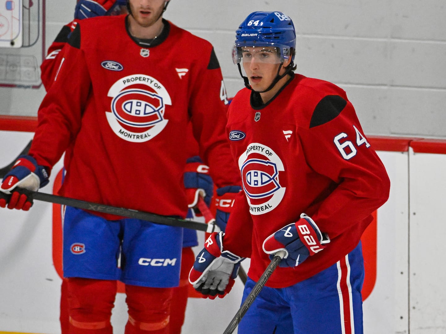 David Reinbacher convoité pour jouer aux côtés de Lane Hutson chez le Canadien