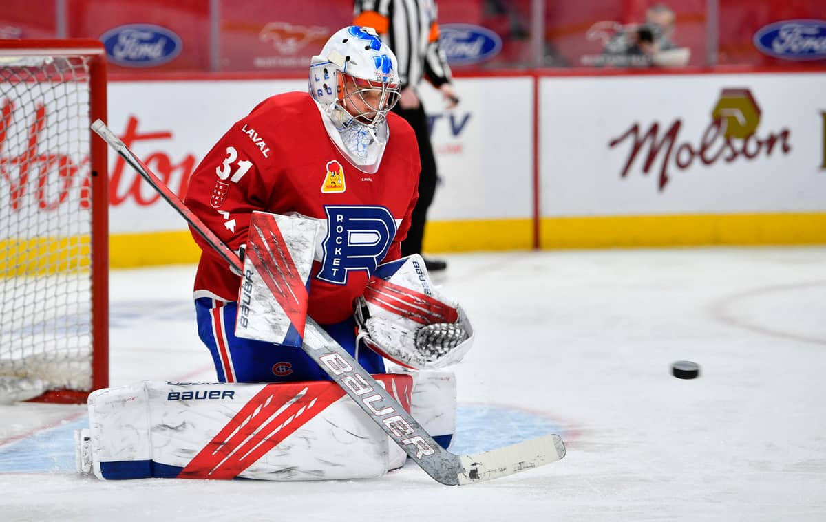 Sans Entraineur Les Gardiens Du Rocket De Laval S Autocorrigent Jdm