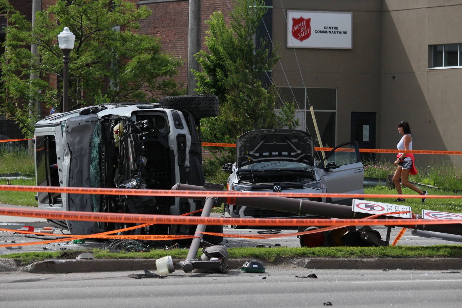 Vol de véhicule à Québec: il percute une voiture et tente de fuir à pied