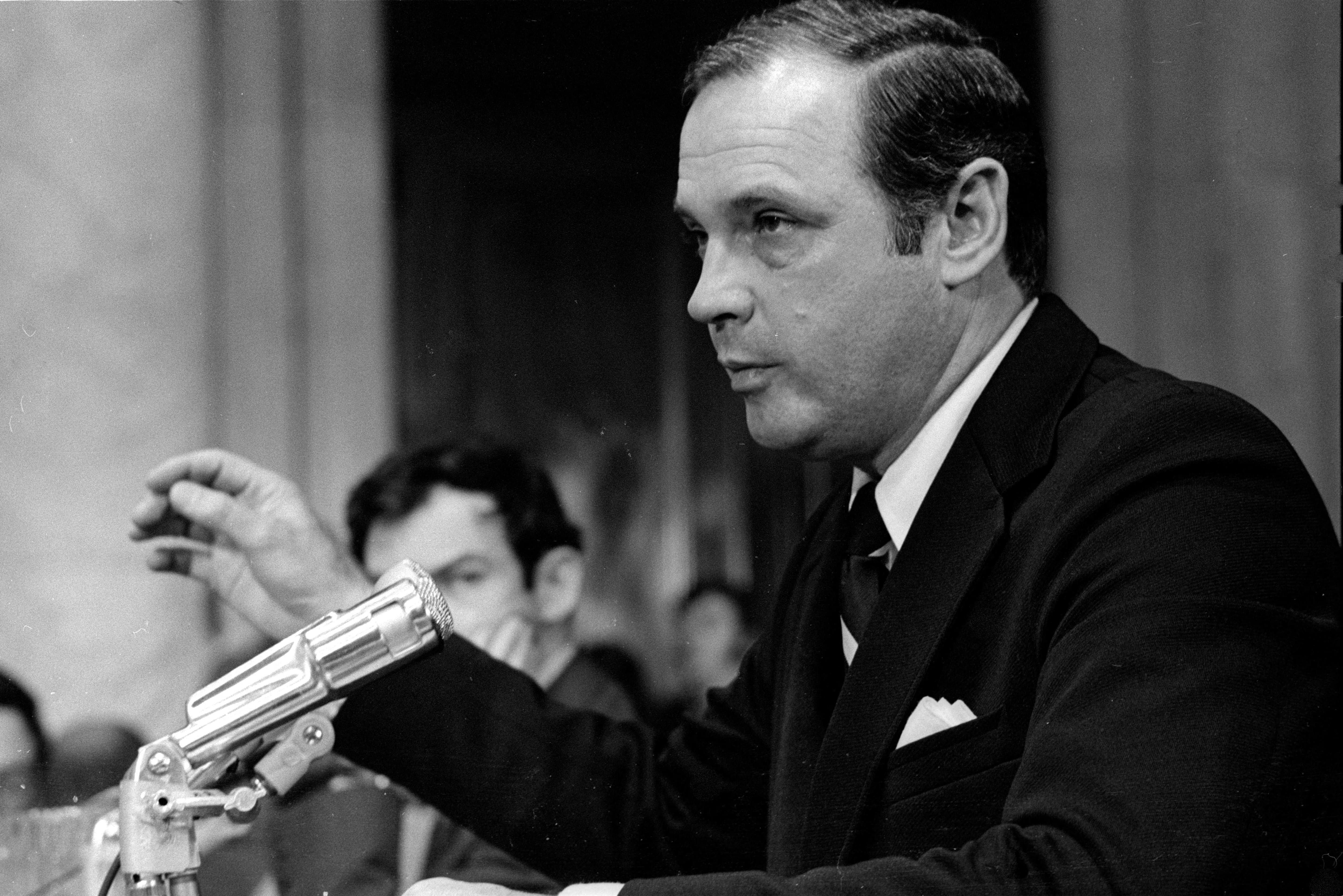 D&eacute;c&egrave;s d'Alexander Butterfield t&eacute;moin cl&eacute; du scandale du Watergate