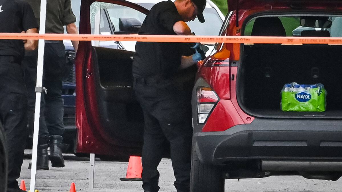 Fusillade à Dollard-des-Ormeaux: le père et le fils auraient été blessés par des tirs policiers